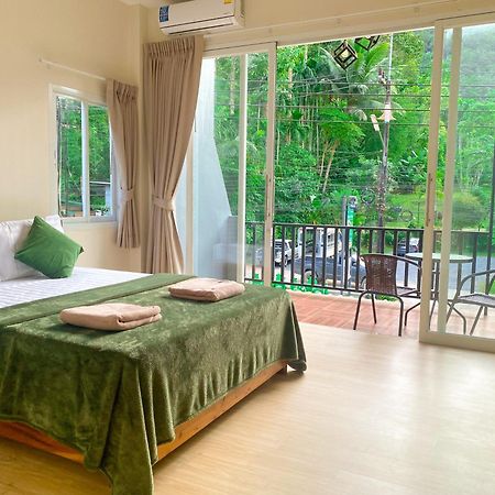 Private Room With Share Bathroom At Little Wild House Khaosok Khao Sok National Park Eksteriør billede